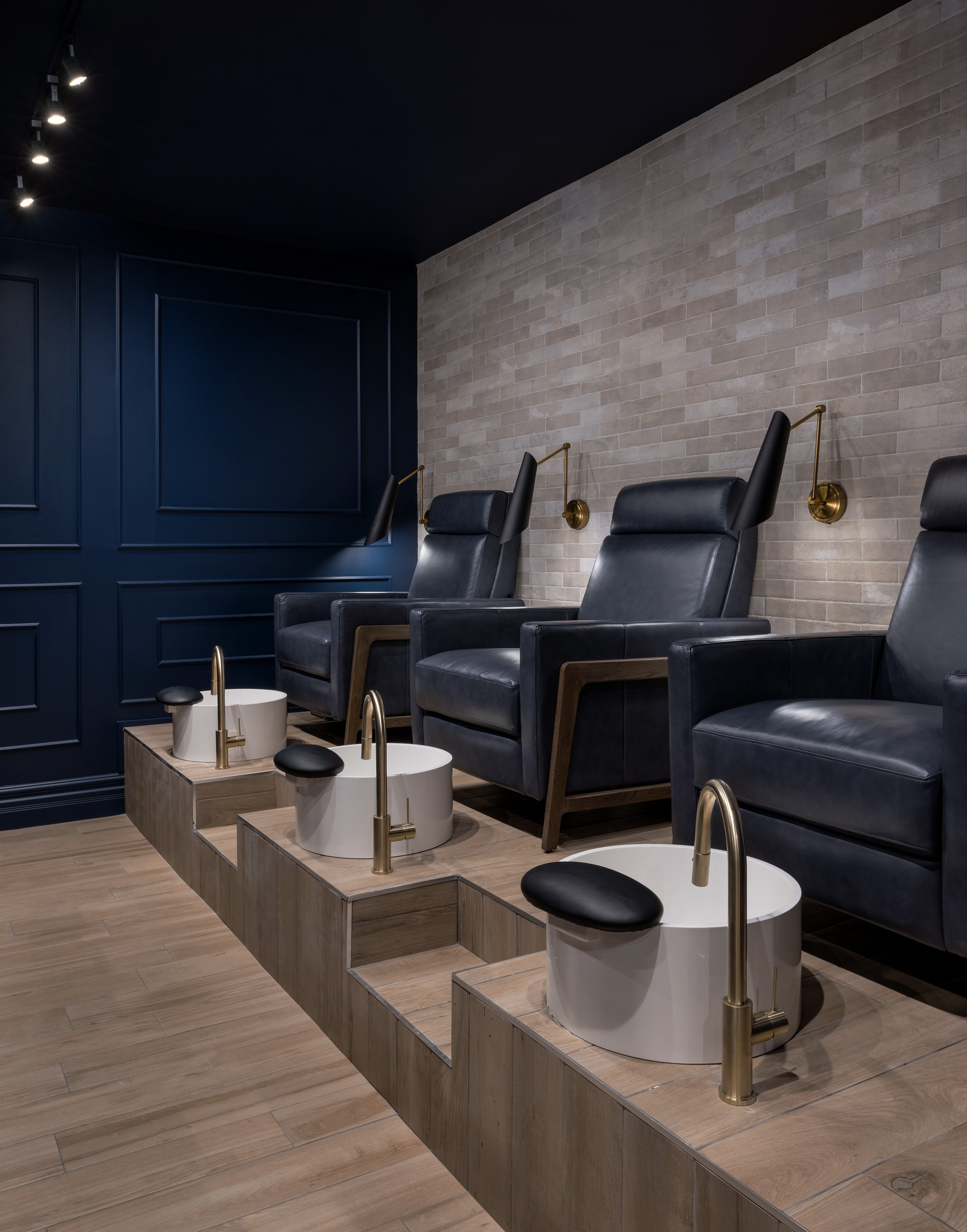 Wash and lounge chairs — Aurora Barber, Aurora, Ontario — interior design by RZ Interiors